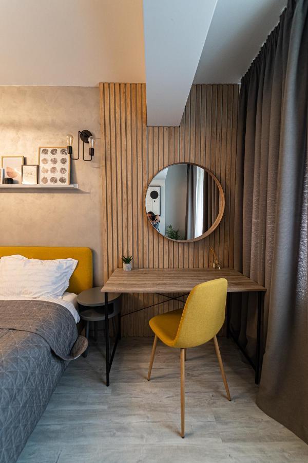 Apartament Delux Bacau Bagian luar foto